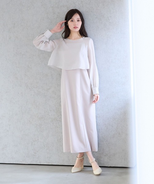 Andemiu(アンデミュウ)の「【セットアップ対応/コーデ完成】2Pブラウス×キャミワンピース325740(ワンピース・レディース・キャメル/ベージュ/ブラック・FREE)」の4枚目の写真