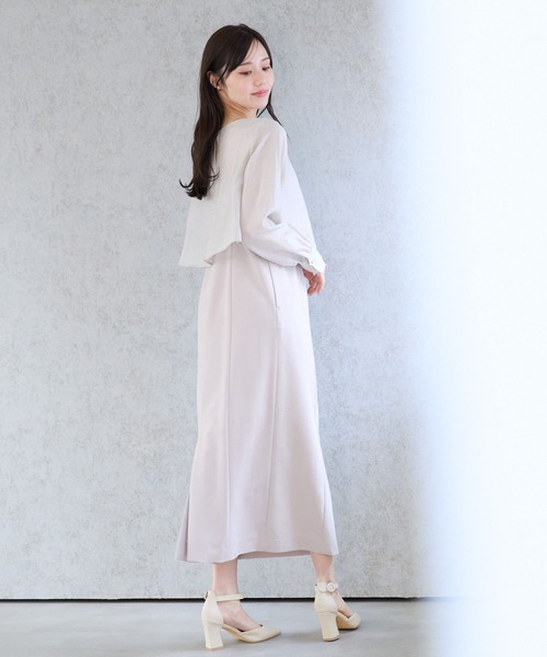 Andemiu(アンデミュウ)の「【セットアップ対応/コーデ完成】2Pブラウス×キャミワンピース325740(ワンピース・レディース・キャメル/ベージュ/ブラック・FREE)」の6枚目の写真