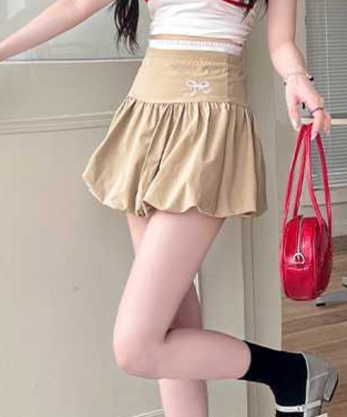 Vipoa(ヴィポア)の「ワンポイントribbonバルーンスカート(スカート・レディース・ベージュ/グレー/ブラック・MEDIUM/SMALL)」の19枚目の写真