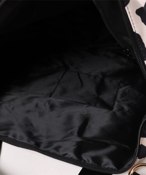 TONE SELECT GOODS(トーンセレクトグッズ)の「Liaa/レオパード柄 ボストンバッグ キャリーオントラベルバッグ A18577(ボストンバッグ・レディース・ブラック/ピンク・FREE)」の4枚目の写真