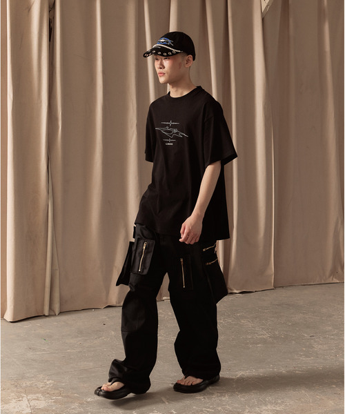LIBERE(リベーレ)の「LIBERE リベーレ / LR LOGO T-SHIRT ロゴグラフィックプリントビッグシルエットTシャツ / 251214-251215-251216(Tシャツ/カットソー・メンズ・チャコール/ブラック/ホワイト・SMALL/LARGE/MEDIUM)」の19枚目の写真