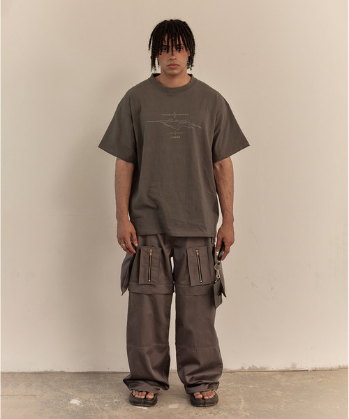 LIBERE(リベーレ)の「LIBERE リベーレ / LR LOGO T-SHIRT ロゴグラフィックプリントビッグシルエットTシャツ / 251214-251215-251216(Tシャツ/カットソー・メンズ・チャコール/ブラック/ホワイト・SMALL/LARGE/MEDIUM)」の17枚目の写真