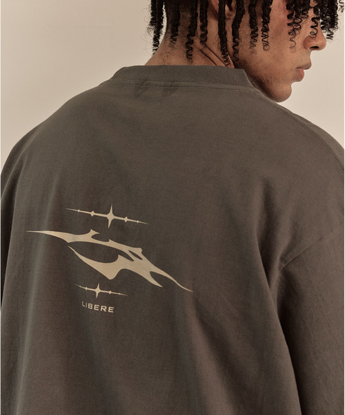 LIBERE(リベーレ)の「LIBERE リベーレ / LR LOGO T-SHIRT ロゴグラフィックプリントビッグシルエットTシャツ / 251214-251215-251216(Tシャツ/カットソー・メンズ・チャコール/ブラック/ホワイト・SMALL/LARGE/MEDIUM)」の12枚目の写真