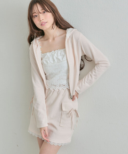 OLIVE des OLIVE(オリーブデオリーブ)の「レースキャミ(キャミソール・レディース・オフホワイト/ブラック・FREE)」の10枚目の写真