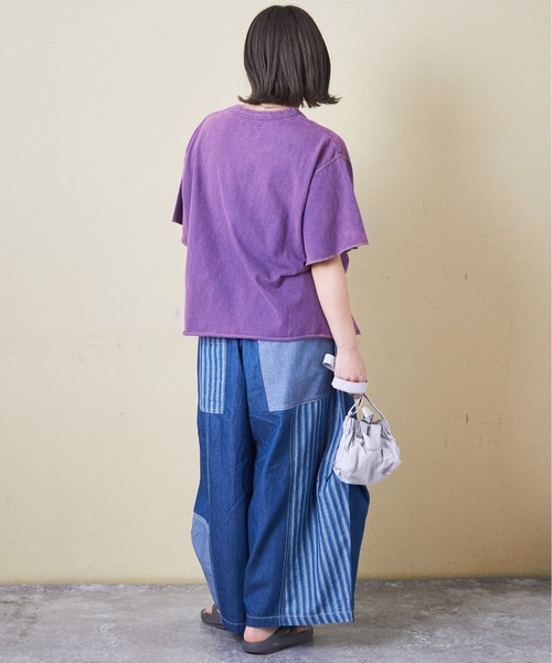 CUBE SUGAR（キューブシュガー）の「トンプキン天竺ケミカル加工ロゴプリントTシャツ（Tシャツ/カットソー・レディース・ブラック/マルチ/ナチュラル/パープル/グリーン・M）」の9枚目の写真