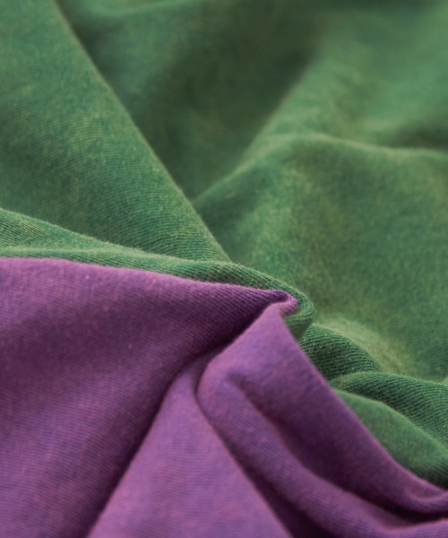 CUBE SUGAR（キューブシュガー）の「トンプキン天竺ケミカル加工ロゴプリントTシャツ（Tシャツ/カットソー・レディース・ブラック/マルチ/ナチュラル/パープル/グリーン・M）」の21枚目の写真