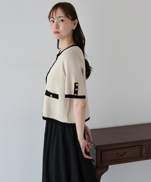 BLUEEAST（ブルーイースト）の「金ボタン半袖ニットジャケット（カーディガン/ボレロ・レディース・オフホワイト/アイボリー系/ネイビー系/ブラック/ピンクベージュ/ブラウン・MEDIUM）」の18枚目の写真