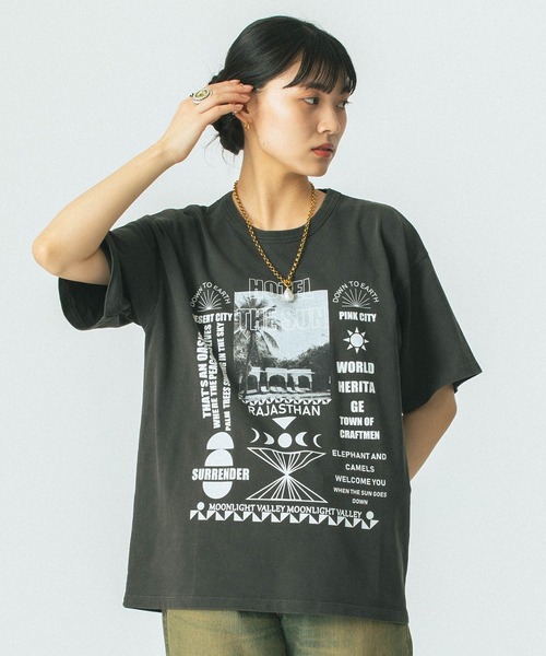ROSE BUD(ローズバッド)の「(GENE HEAVENS)RAJASTHAN PHOTGRAPH TEE(Tシャツ/カットソー・レディース・ホワイト/ブラック・ONE SIZE)」の17枚目の写真