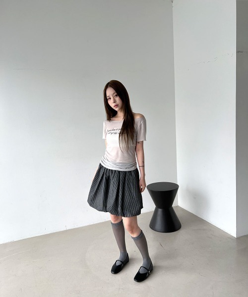 新品 MARK&LONA インナー付きスカート バイカラー ホワイトブラック 新品 MARK&LONA インナー付きスカート バイカラー ホワイトブラック