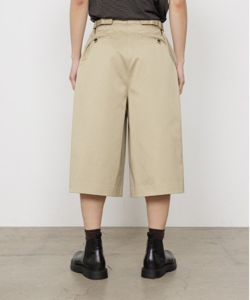 TWO TUCK CROPPED TROUSERS（スラックス）｜marka（マーカ）の