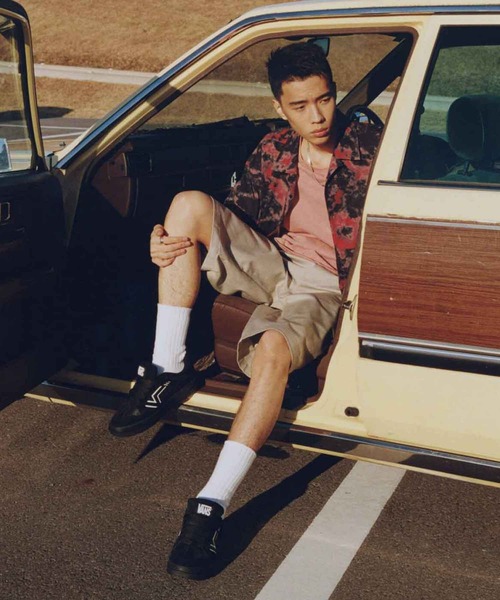 VANS(バンズ)の「BEACH GETAWAY ウォッシュドアウト Tシャツ(Tシャツ/カットソー・メンズ・ピンク/グリーン・SMALL/X-SMALL/MEDIUM/LARGE/X-LARGE/XX-LARGE)」の19枚目の写真