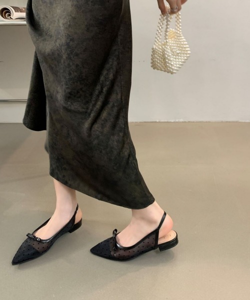 mebole（メボレ）の「ドットリボンシースルーサンダル（サンダル・レディース・アイボリー/ブラック・SMALL/MEDIUM/LARGE）」の9枚目の写真