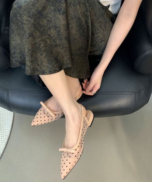 mebole（メボレ）の「ドットリボンシースルーサンダル（サンダル・レディース・アイボリー/ブラック・SMALL/MEDIUM/LARGE）」の3枚目の写真