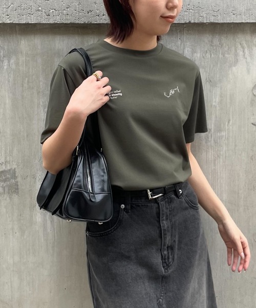 COLONY 2139(コロニートゥーワンスリーナイン)の「W刺繍星座Tシャツ(Tシャツ/カットソー・レディース・ホワイト/ブラック/カーキ・FREE)」の3枚目の写真