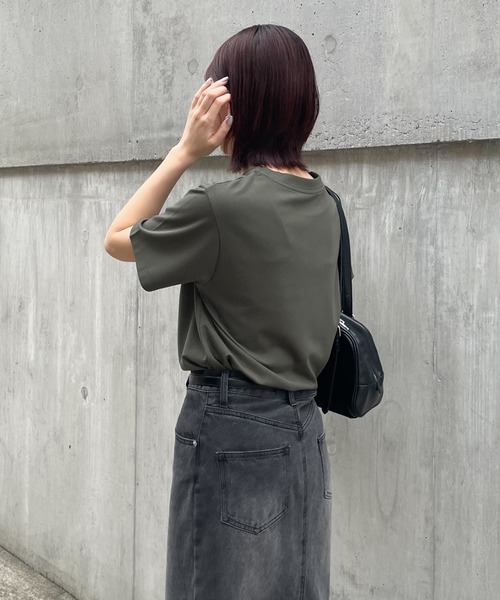 COLONY 2139(コロニートゥーワンスリーナイン)の「W刺繍星座Tシャツ(Tシャツ/カットソー・レディース・ホワイト/ブラック/カーキ・FREE)」の18枚目の写真
