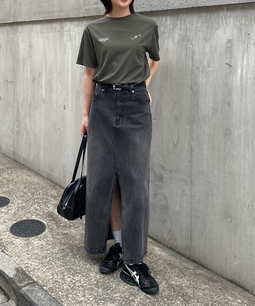 COLONY 2139(コロニートゥーワンスリーナイン)の「W刺繍星座Tシャツ(Tシャツ/カットソー・レディース・ホワイト/ブラック/カーキ・FREE)」の15枚目の写真