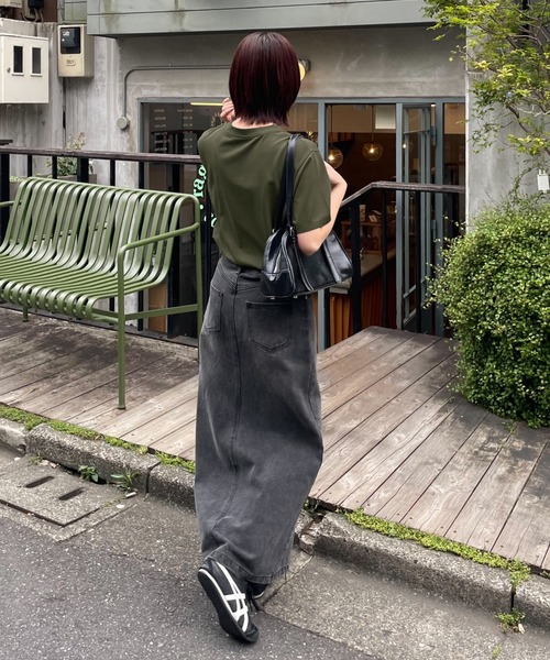 COLONY 2139(コロニートゥーワンスリーナイン)の「W刺繍星座Tシャツ(Tシャツ/カットソー・レディース・ホワイト/ブラック/カーキ・FREE)」の16枚目の写真