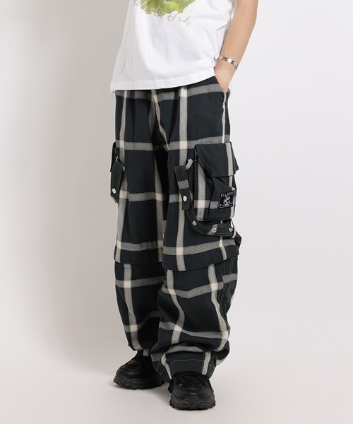 MILKBOY（ミルクボーイ）の「CHANGEABLE パンツ（カーゴパンツ・レディース・C/B・FREE）」の2枚目の写真