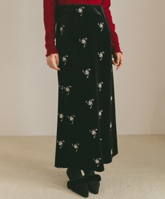 フラワーエンブロイダリーベロアスカート（スカート）｜SLOBE
