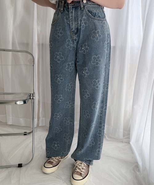 セール】ビジューフラワーモチーフデニムパンツ（デニムパンツ