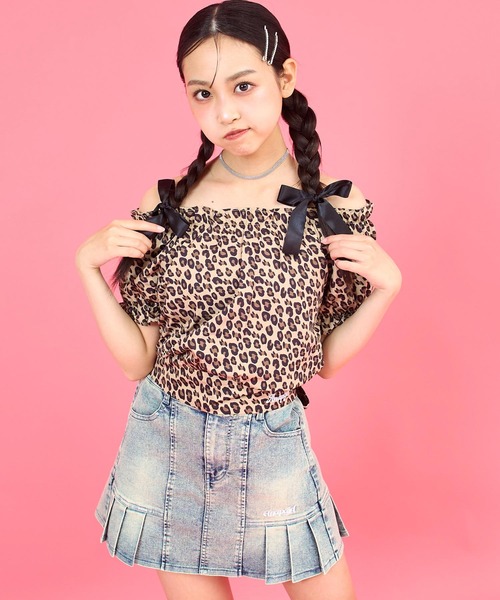 ANAP GｉRL（アナップガール）の「バックリボンパフスリトップス（Tシャツ/カットソー・キッズ・ブラック/ホワイト/ブラウン・M/S/XS）」の3枚目の写真