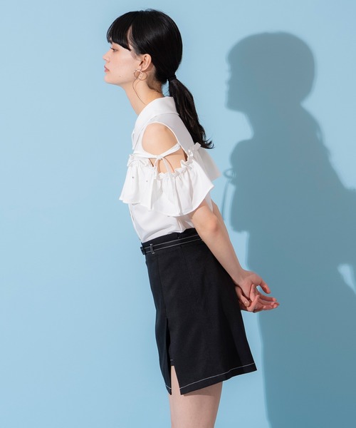 REDYAZEL（レディアゼル）の「コントラストステッチミニスカート（スカート・レディース・イエロー/ブルー/ブラック・SMALL/MEDIUM）」の15枚目の写真
