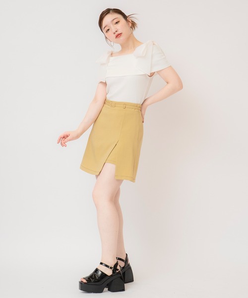 REDYAZEL（レディアゼル）の「コントラストステッチミニスカート（スカート・レディース・イエロー/ブルー/ブラック・SMALL/MEDIUM）」の20枚目の写真