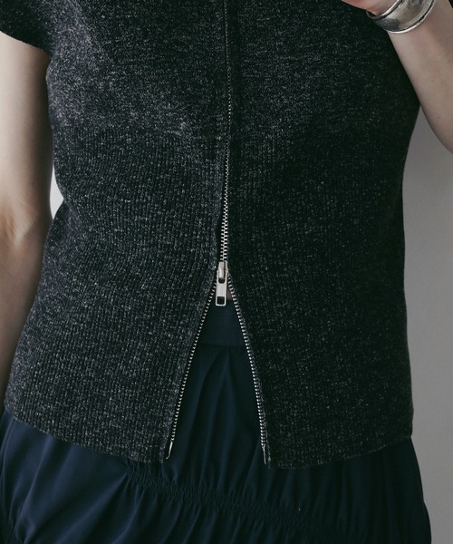 MANOF(マノフ)の「ZIP UP KNIT TOPS(その他トップス・レディース・サックスブルー/チャコールグレー/ホワイト・FREE)」の10枚目の写真