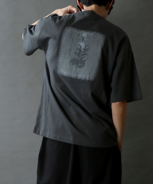 セール】Vintage Like Flower Print T-Shirt/ヴィンテージライク