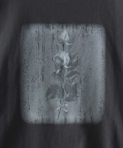 SITRY（シトリー）の「Vintage Like Flower Print T-Shirt/ヴィンテージライク フラワープリント 半袖Tシャツ レディース メンズ（Tシャツ/カットソー・メンズ・ブラック系その他4/ブラック系その他/ブラック系その他3/ブラック系その他2・M/L/LL）」の7枚目の写真