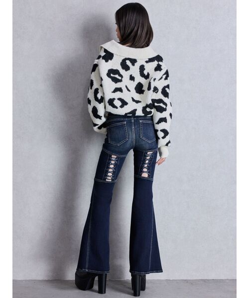 GYDA（ジェイダ）の「ハイウエストボタンBACKレースアップフレアデニムパンツ（デニムパンツ・レディース・ライトブルー/インディゴブルー・X-SMALL/SMALL/MEDIUM）」の4枚目の写真