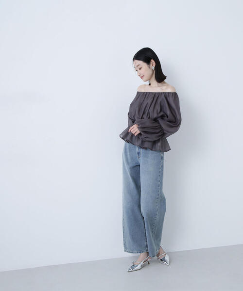 NATURAL BEAUTY BASIC(ナチュラルビューティーベーシック)の「◇シアーギャザーペプラムブラウス(シャツ/ブラウス・レディース・ライトグリーン/ベージュ/チャコールグレー・MEDIUM/SMALL)」の9枚目の写真
