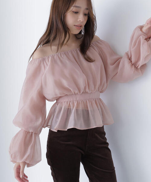 NATURAL BEAUTY BASIC(ナチュラルビューティーベーシック)の「◇シアーギャザーペプラムブラウス(シャツ/ブラウス・レディース・ライトグリーン/ベージュ/チャコールグレー・MEDIUM/SMALL)」の13枚目の写真