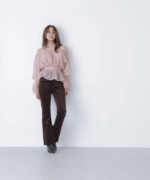 NATURAL BEAUTY BASIC(ナチュラルビューティーベーシック)の「◇シアーギャザーペプラムブラウス(シャツ/ブラウス・レディース・ライトグリーン/ベージュ/チャコールグレー・MEDIUM/SMALL)」の14枚目の写真