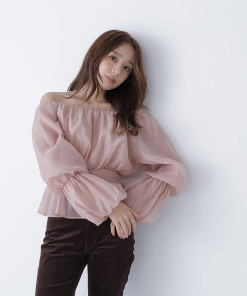 NATURAL BEAUTY BASIC(ナチュラルビューティーベーシック)の「◇シアーギャザーペプラムブラウス(シャツ/ブラウス・レディース・ライトグリーン/ベージュ/チャコールグレー・MEDIUM/SMALL)」の15枚目の写真