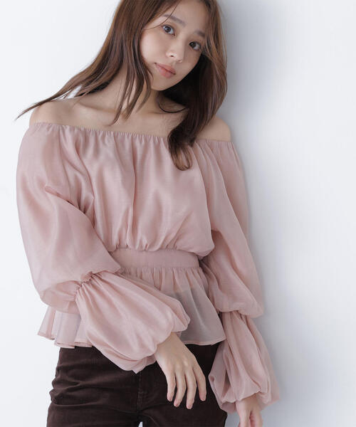 NATURAL BEAUTY BASIC(ナチュラルビューティーベーシック)の「◇シアーギャザーペプラムブラウス(シャツ/ブラウス・レディース・ライトグリーン/ベージュ/チャコールグレー・MEDIUM/SMALL)」の19枚目の写真