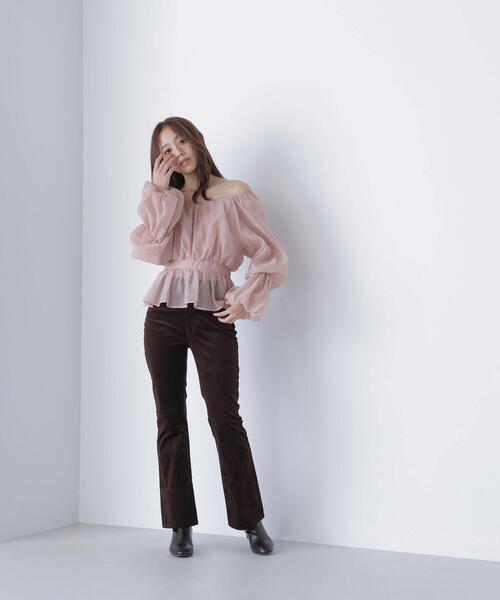 NATURAL BEAUTY BASIC(ナチュラルビューティーベーシック)の「◇シアーギャザーペプラムブラウス(シャツ/ブラウス・レディース・ライトグリーン/ベージュ/チャコールグレー・MEDIUM/SMALL)」の20枚目の写真