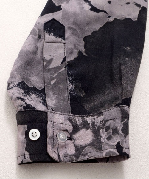 CavariA（キャバリア）の「『CavariA/キャバリア』転写花柄オープンカラー半袖シャツ（シャツ/ブラウス・メンズ・イエロー/ブラック・L/M）」の13枚目の写真