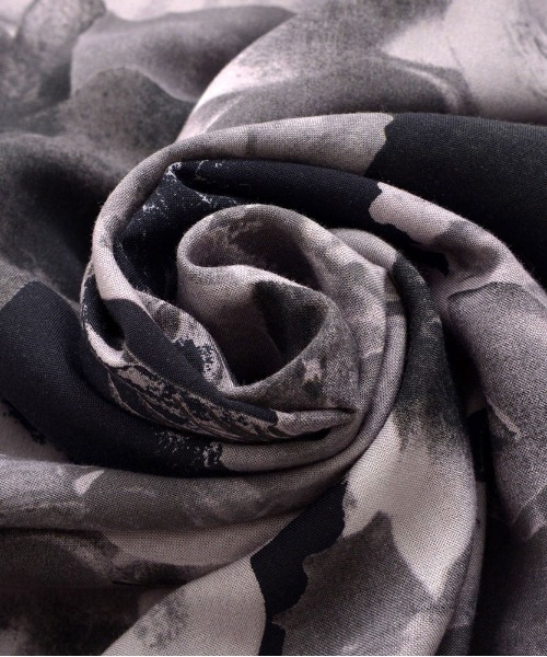 CavariA（キャバリア）の「『CavariA/キャバリア』転写花柄オープンカラー半袖シャツ（シャツ/ブラウス・メンズ・イエロー/ブラック・L/M）」の16枚目の写真