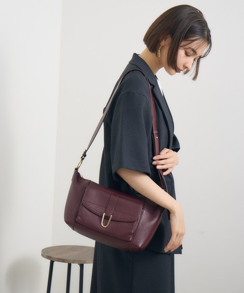 KATHARINE ROSS(キャサリンロス)の「【KATHARINE ROSS】カメラワンショルダー(ショルダーバッグ・レディース・ブラック/ボルドー・MEDIUM)」の3枚目の写真