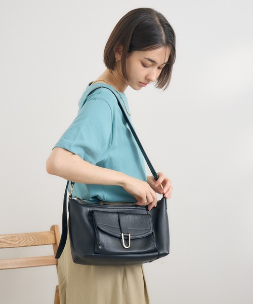 KATHARINE ROSS(キャサリンロス)の「【KATHARINE ROSS】カメラワンショルダー(ショルダーバッグ・レディース・ブラック/ボルドー・MEDIUM)」の16枚目の写真