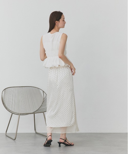 ad thie(アドティエ)の「リボンデザイン ノースリーブ ペプラムブラウス(シャツ/ブラウス・レディース・オフホワイト・FREE)」の10枚目の写真
