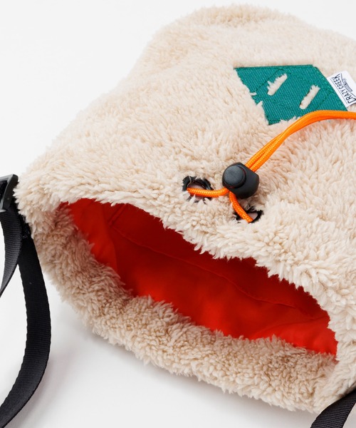 CRAZY CREEK（クレイジークリーク）の「CRAZY CREEK クレイジークリーク フリース ボールポーチ（ショルダーバッグ・レディース・B/A・FREE）」の8枚目の写真