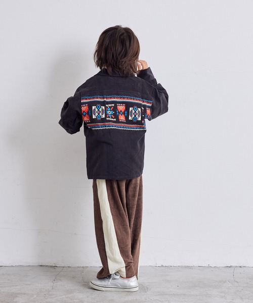 MARKEY'S(マーキーズ)の「ネイティブ柄コールテンシャツジャケット(シャツ/ブラウス・キッズ・オフホワイト/チャコール・100/140/130/120/110/90/150)」の11枚目の写真