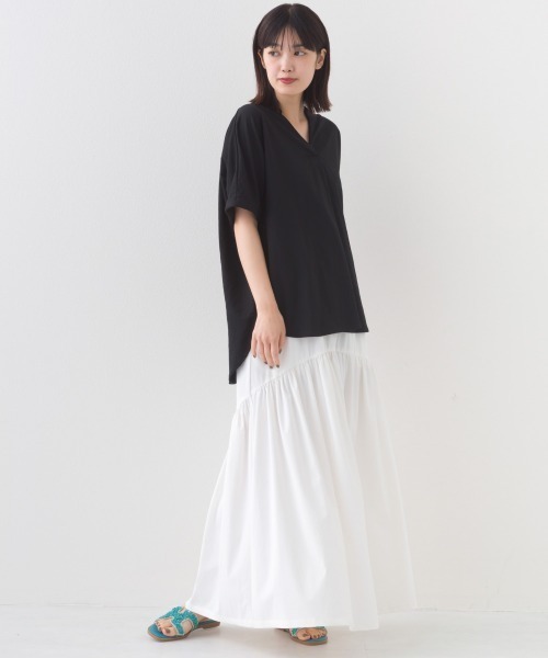 OMNES（オムネス）の「ナイロン リップストップギャザー切替ロングスカート（スカート・レディース・ホワイト/ベージュ/ブラック/カーキ・FREE）」の8枚目の写真