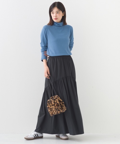 OMNES（オムネス）の「ナイロン リップストップギャザー切替ロングスカート（スカート・レディース・ホワイト/ベージュ/ブラック/カーキ・FREE）」の14枚目の写真