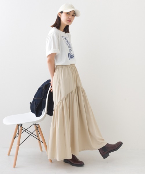 OMNES（オムネス）の「ナイロン リップストップギャザー切替ロングスカート（スカート・レディース・ホワイト/ベージュ/ブラック/カーキ・FREE）」の18枚目の写真