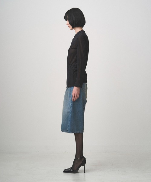 Juha(ユハ)の「SHEER VELOUR SKIN HENLEY(Tシャツ/カットソー・メンズ・ブラック/ナチュラル・3/4)」の5枚目の写真