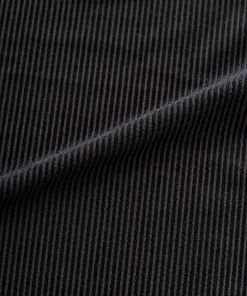 Juha(ユハ)の「SHEER VELOUR SKIN HENLEY(Tシャツ/カットソー・メンズ・ブラック/ナチュラル・3/4)」の13枚目の写真
