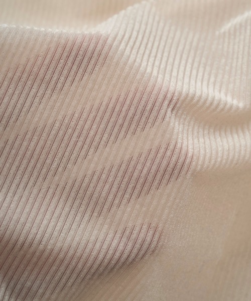 Juha(ユハ)の「SHEER VELOUR SKIN HENLEY(Tシャツ/カットソー・メンズ・ブラック/ナチュラル・3/4)」の16枚目の写真